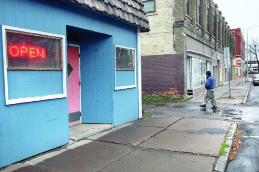 Woman in Duluth Prostitutes in Duluth